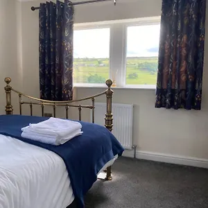 https://holme-valley-vista-holmfirth.yorkshirehotels.net